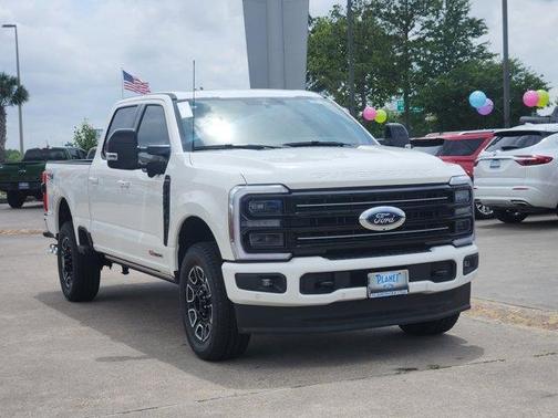 2025 Ford F-250 Platinum
