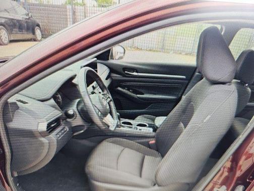 Garnet Pearl 2023 Nissan Altima 2.5 SV