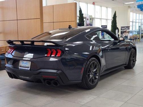 2025 Ford Mustang Dark Horse