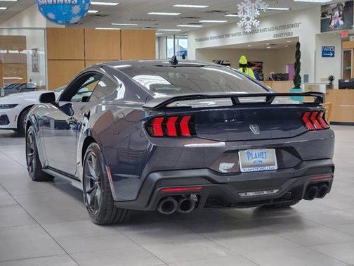 2025 Ford Mustang Dark Horse