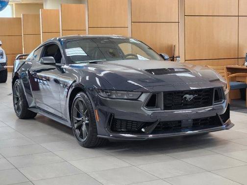 2025 Ford Mustang Dark Horse