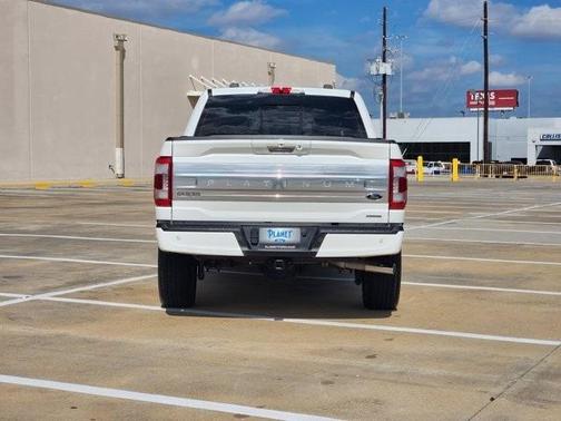 2022 Ford F-150 Platinum