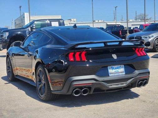 2025 Ford Mustang Dark Horse