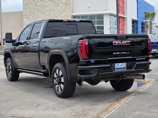 2024 GMC Sierra 2500 Denali