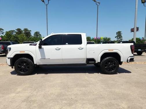 2024 GMC Sierra 2500 AT4
