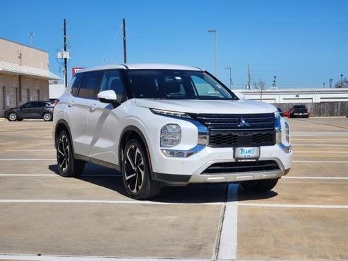 2022 Mitsubishi Outlander SE Launch Edition