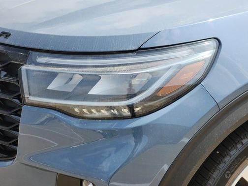 2025 Ford Explorer ST-Line RWD