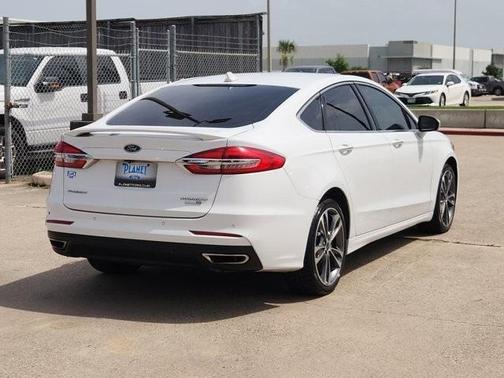 2020 Ford Fusion Titanium