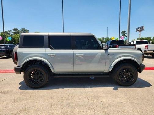 Cactus 2022 Ford Bronco Outer Banks