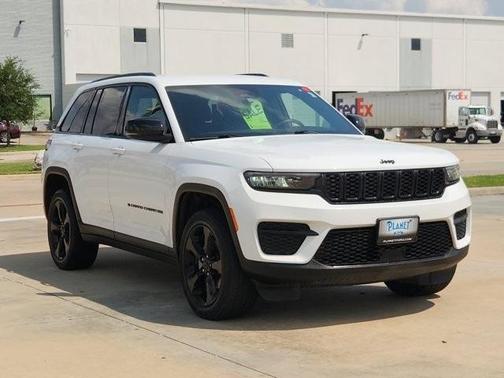 2022 Jeep Grand Cherokee Altitude