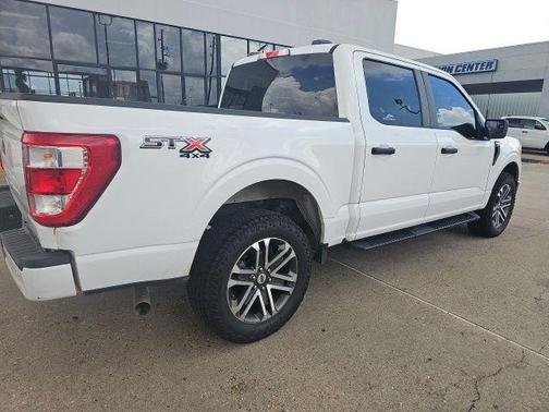 Oxford White 2022 Ford F-150 XL