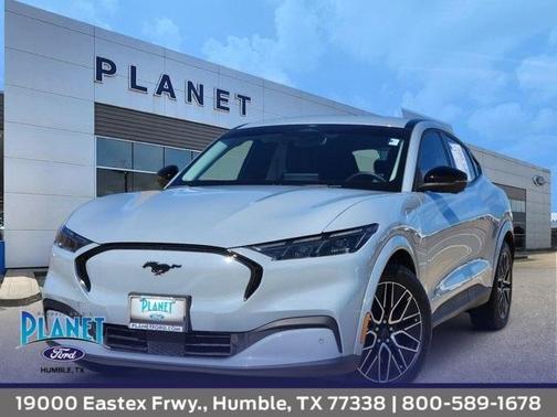 2025 Ford Mustang Mach-E Premium