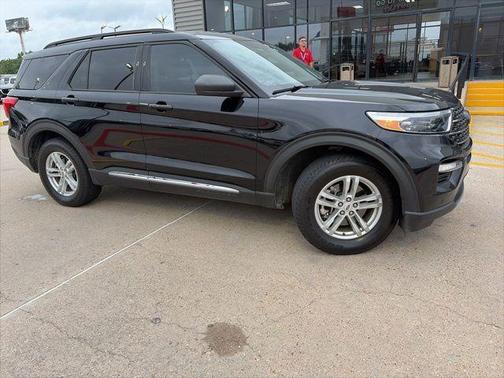 Black Metallic 2023 Ford Explorer XLT