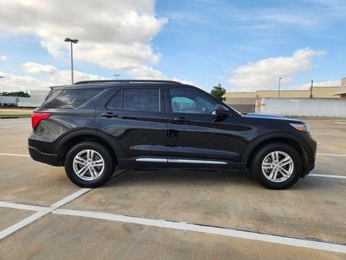 Black Metallic 2023 Ford Explorer XLT