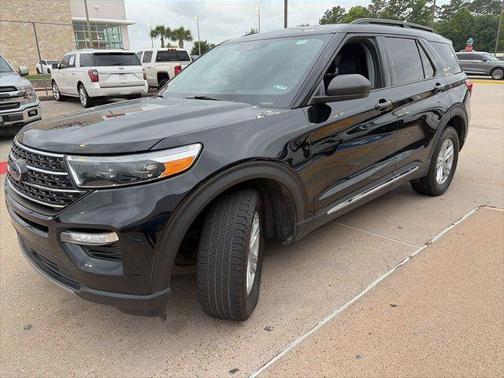 Black Metallic 2023 Ford Explorer XLT