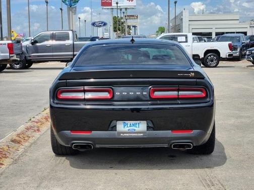 2022 Dodge Challenger R/T Scat Pack