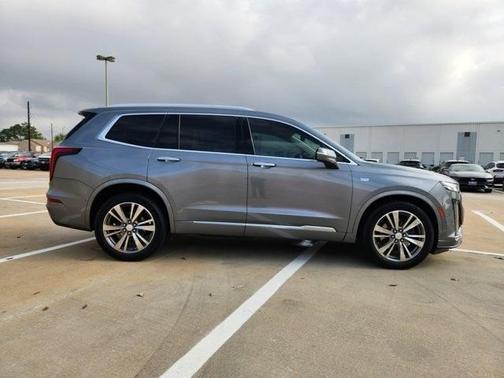 2021 Cadillac XT6 Premium Luxury FWD