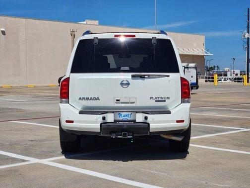 2014 Nissan Armada Platinum