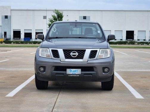 Gun Metallic 2018 Nissan Frontier Desert Runner