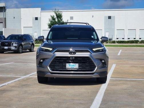 Metal 2026 Toyota Grand Highlander