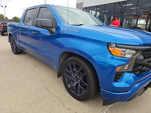 2022 Chevrolet Silverado 1500 Custom