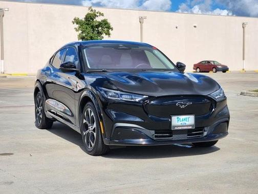 2021 Ford Mustang Mach-E Premium