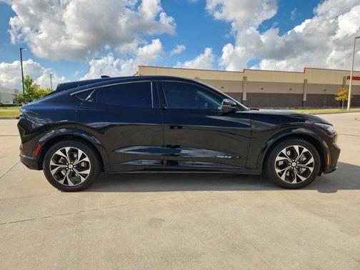 2021 Ford Mustang Mach-E Premium