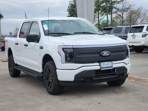 2025 Ford F-150 Lightning XLT