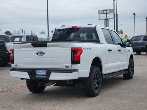2025 Ford F-150 Lightning XLT