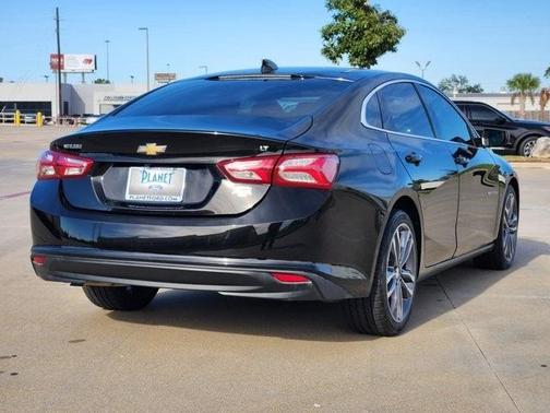 2022 Chevrolet Malibu LT