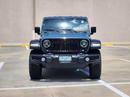 Anvil Clearcoat 2024 Jeep Wrangler Sport