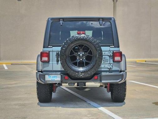 Anvil Clearcoat 2024 Jeep Wrangler Sport