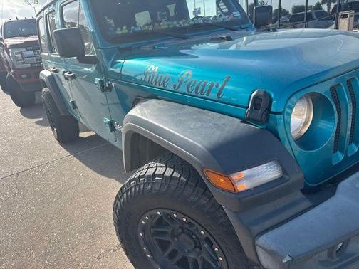 Bikini Pearlcoat 2020 Jeep Wrangler Unlimited Sport