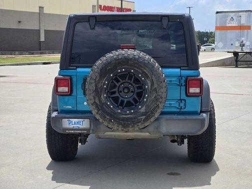 Bikini Pearlcoat 2020 Jeep Wrangler Unlimited Sport