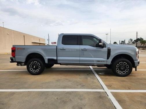 2025 Ford F-250 Platinum