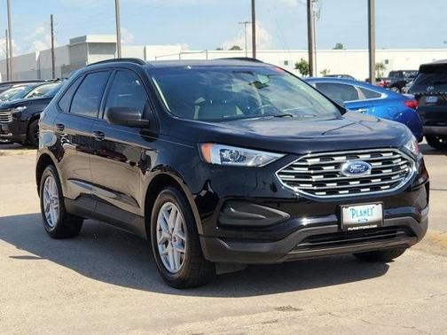 2022 Ford Edge SE
