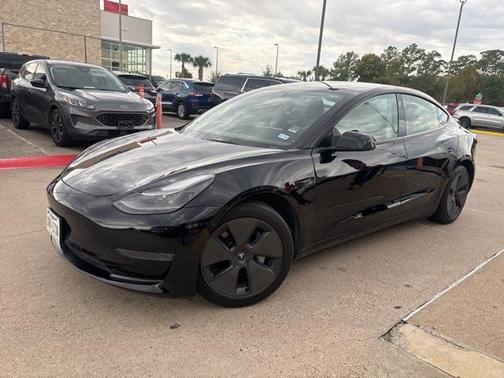 2022 Tesla Model 3 Base