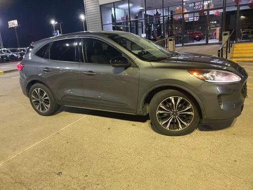 2021 Ford Escape SE