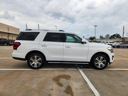 Oxford White 2023 Ford Expedition Limited