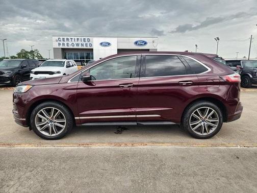 2019 Ford Edge Titanium