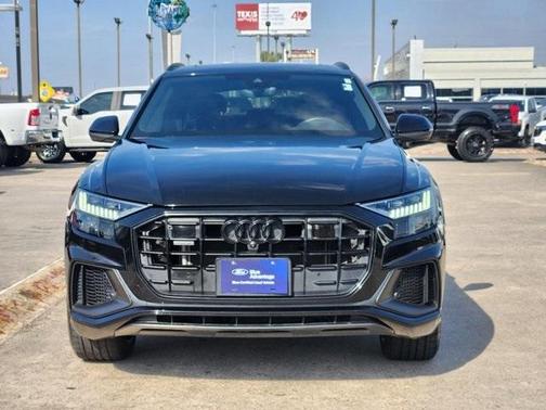2023 Audi Q8 55 Premium Plus