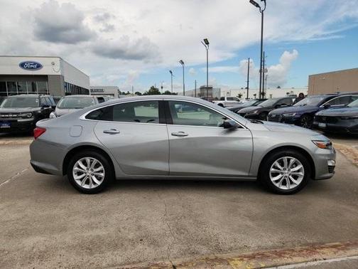 2025 Chevrolet Malibu LT