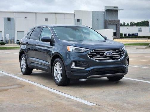 Blue Metallic 2022 Ford Edge SEL