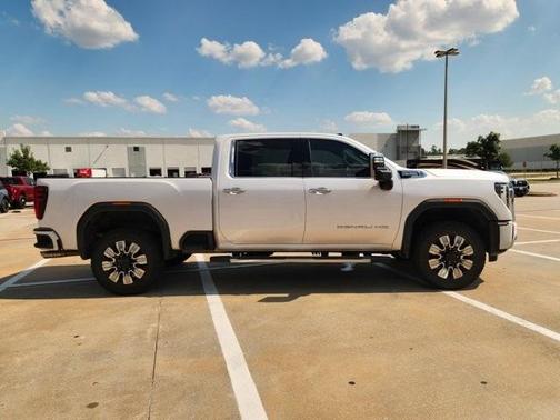 2024 GMC Sierra 2500 Denali