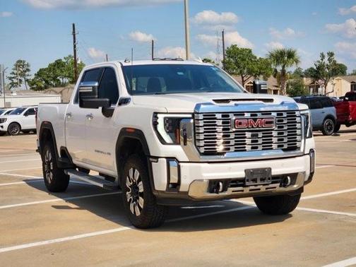 2024 GMC Sierra 2500 Denali