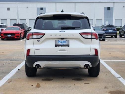 2021 Ford Escape SEL