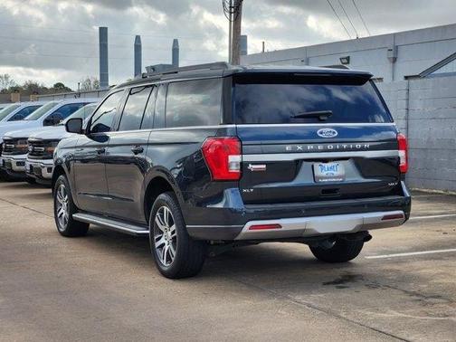 2023 Ford Expedition Max XLT