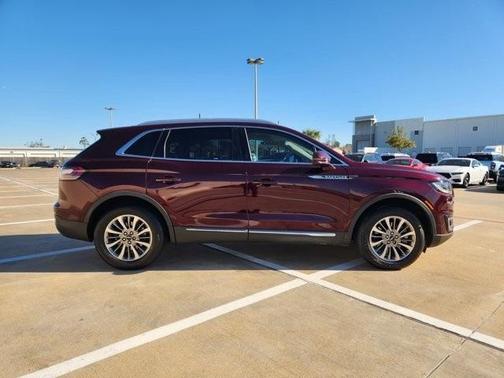 2020 Lincoln Nautilus Standard