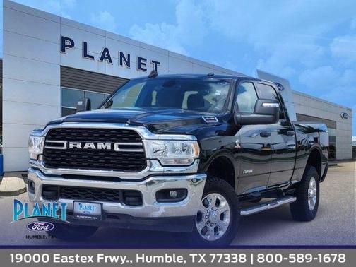 Diamond Black 2024 RAM 2500 Big Horn
