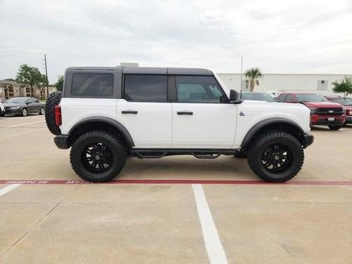 2023 Ford Bronco Black Diamond